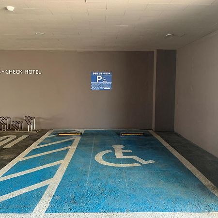 I-Check Hyunjin Hotel دونغ هاي المظهر الخارجي الصورة