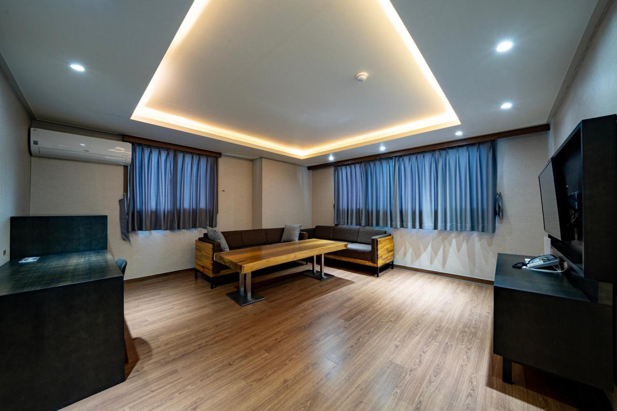 I-Check Hyunjin Hotel دونغ هاي المظهر الخارجي الصورة